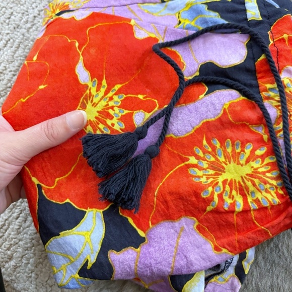 LOFT Petites Floral Romper - Picture 7 of 12